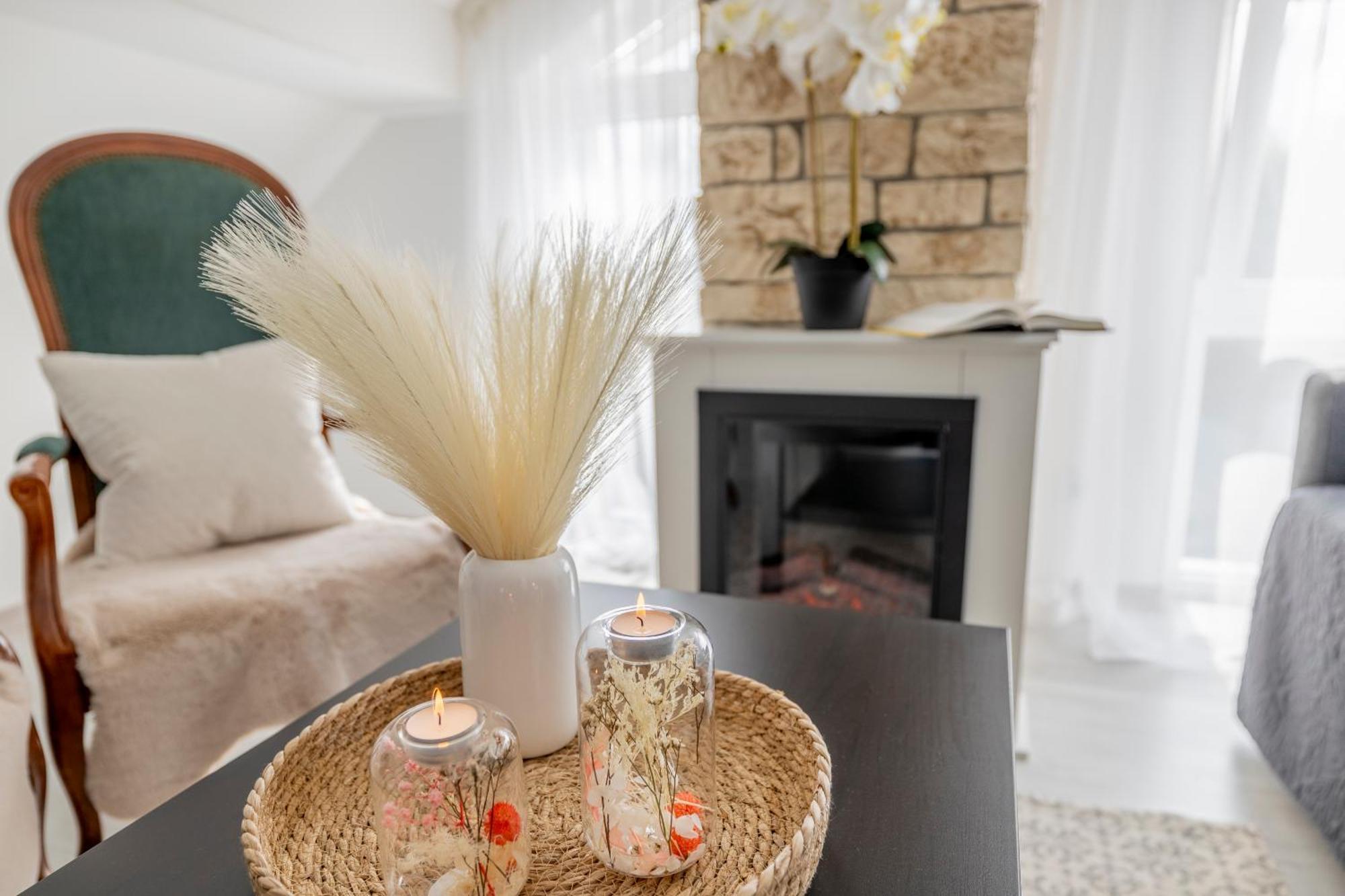 Design Maisonette - 24H Self-Check-In - Bis 7 Pers - In Direkter Weihernaehe - Parkplatz - Wifi - Balkon -Terrasse - Radwege Schiffweiler Eksteriør billede